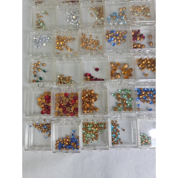 Swarovski Flatback and Hotfix Crystals Lot - Picture 3 of 11